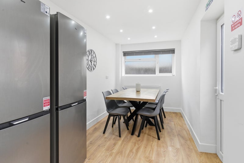 Room Pearman Road in Sandwell