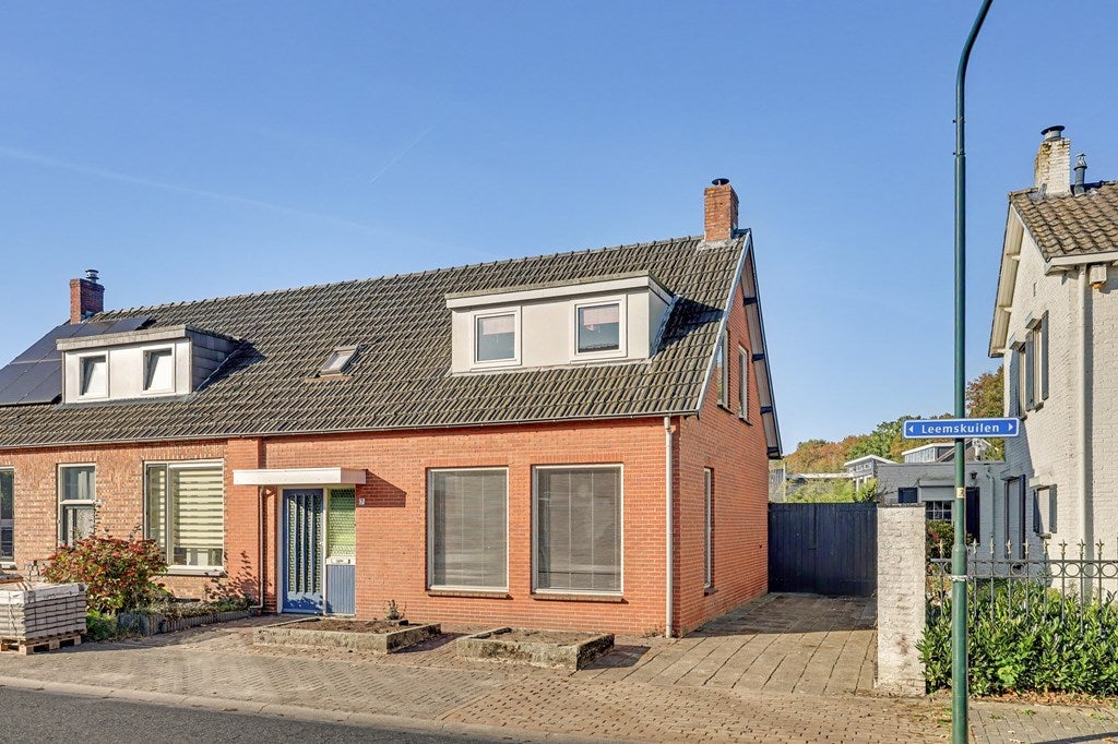 Huis Leemskuilen 7 in Bladel