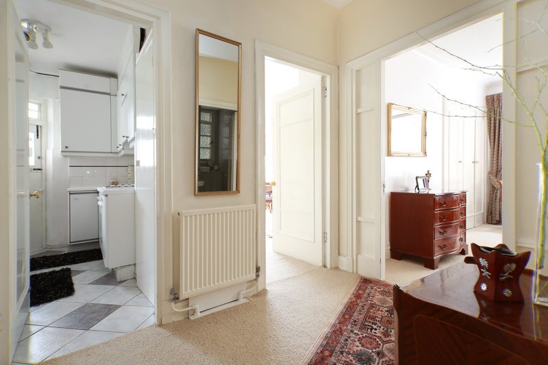 Flat Sloane Street in Greater London