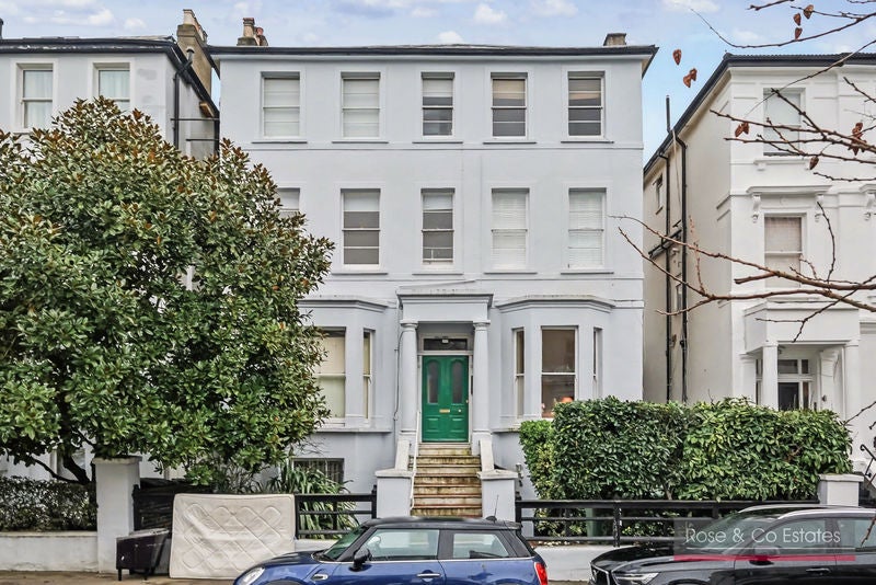 Flat Priory Road in Greater London