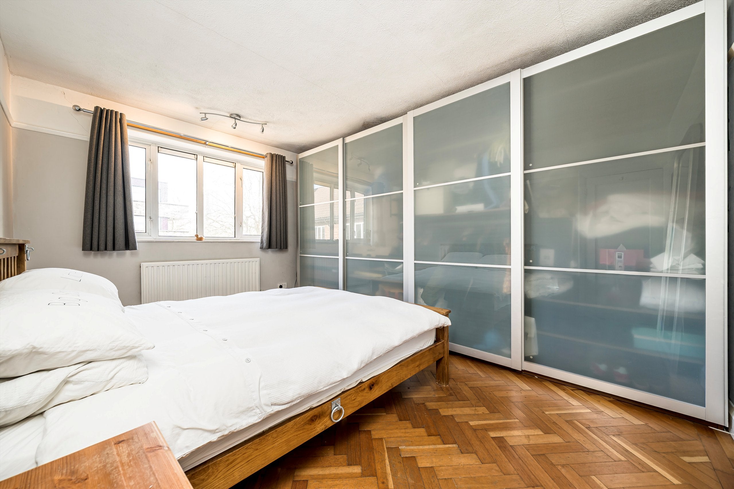Flat Jamaica Road in Greater London