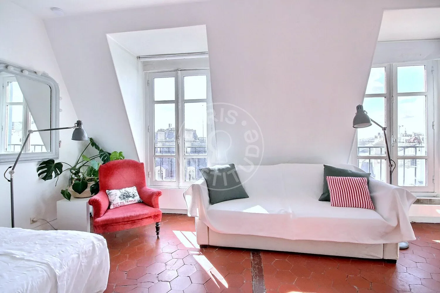 Appartement Rue Madame de Sévigné à Paris