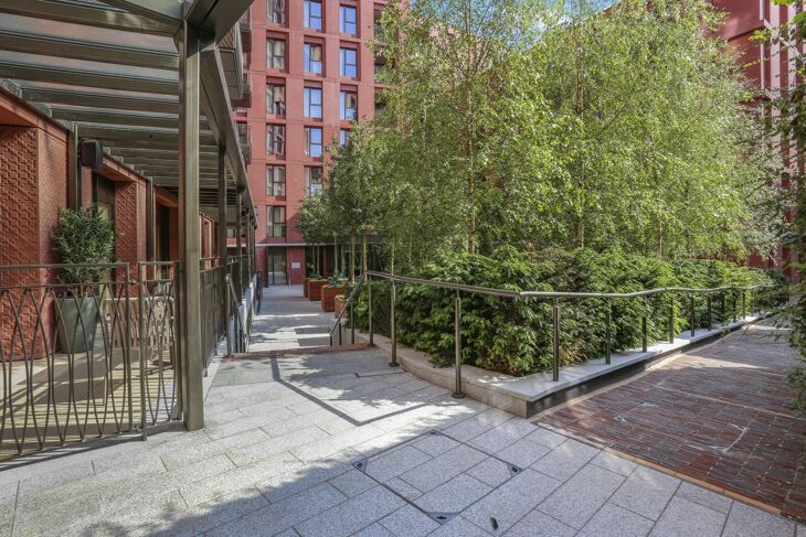 Flat Newcastle Place in City of Westminster