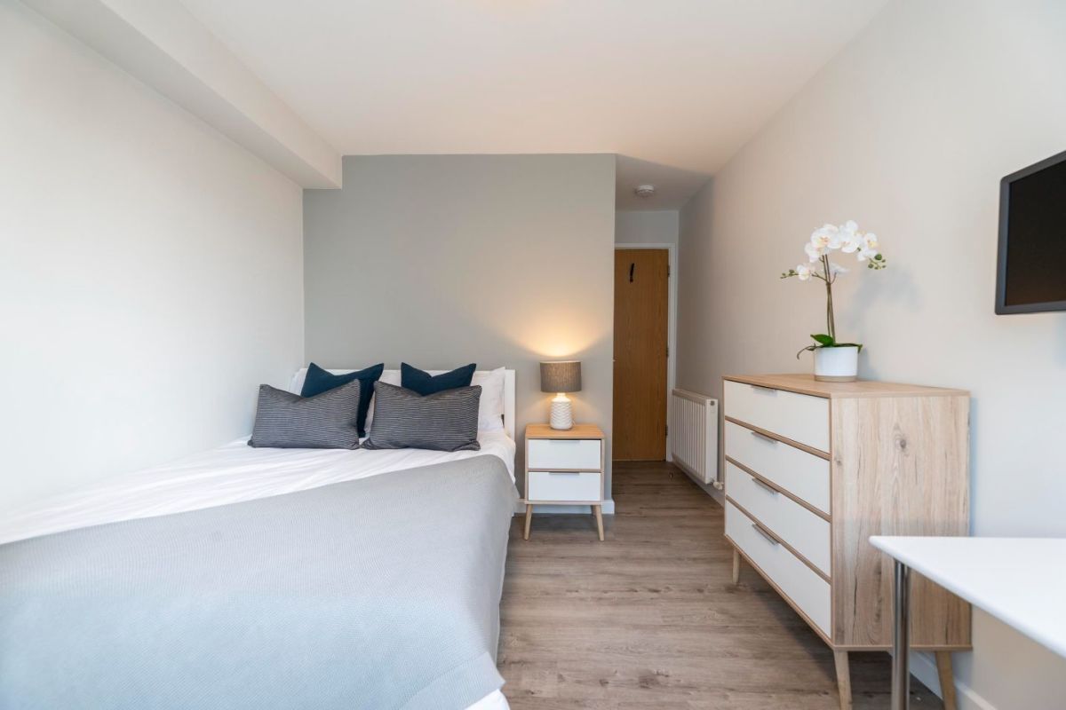 Flat Falconar Street in Newcastle upon Tyne