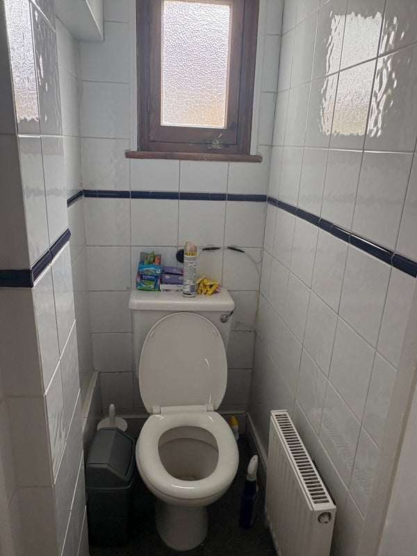 Room Croxley Road in City of Westminster