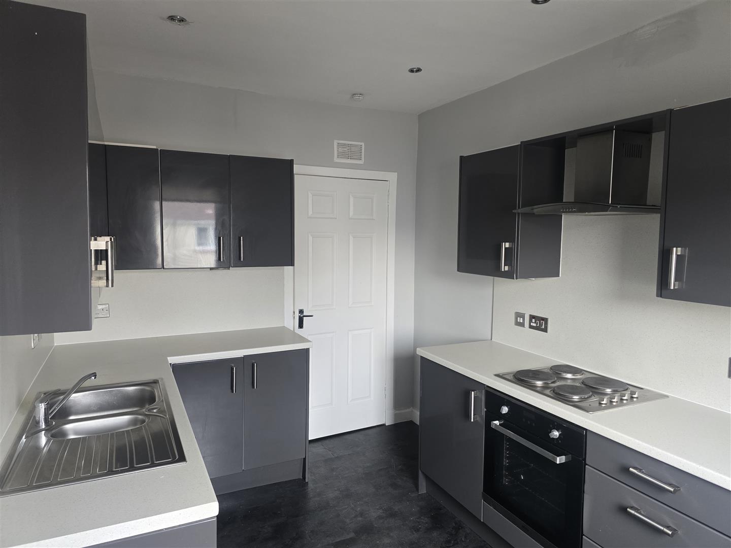 Flat Shand Street in Wishaw
