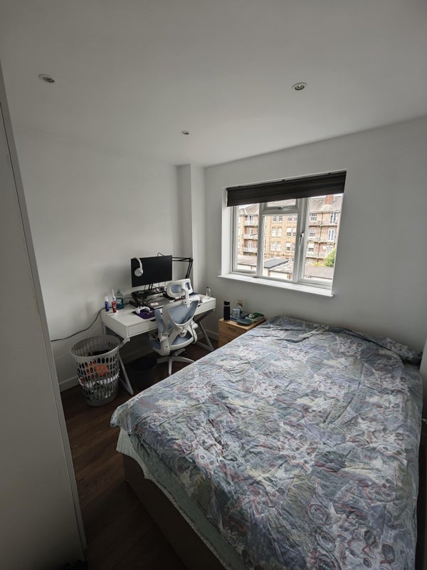 Room Brixton Hill in London