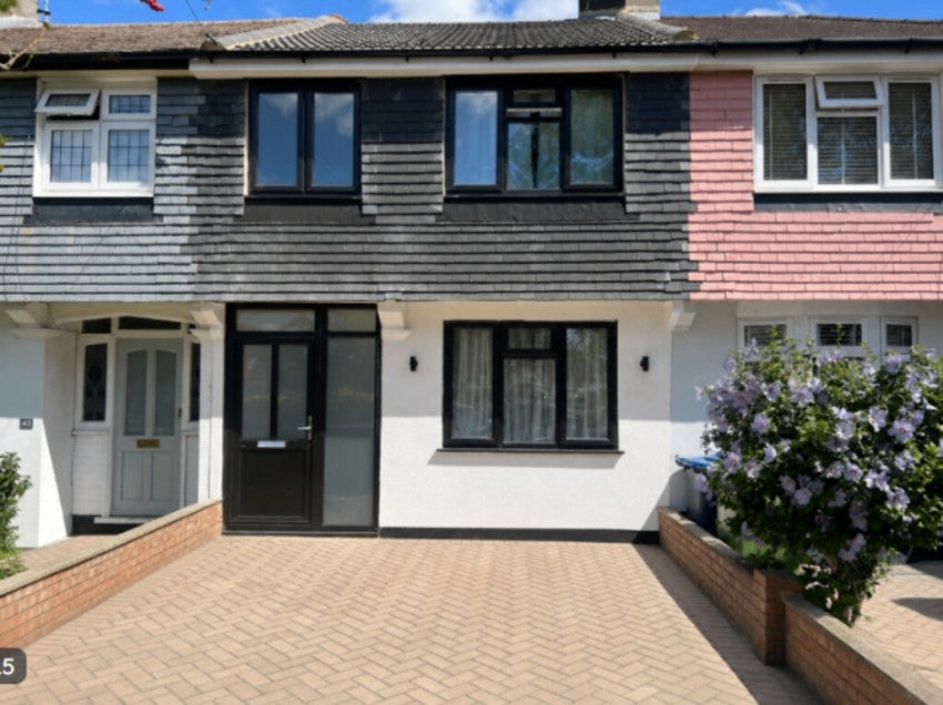 House Barnsbury Lane in Greater London
