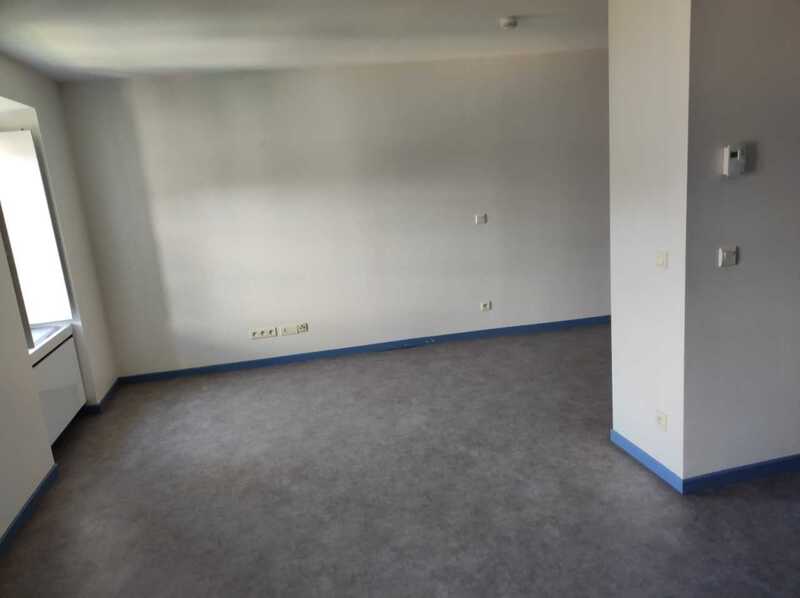 Appartement Place de la Halle à Blesle