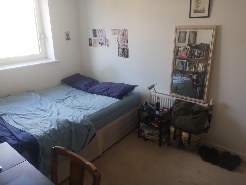 Room Tredegar Road in Greater London