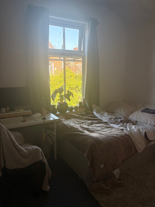 Room Keppel Road in Manchester