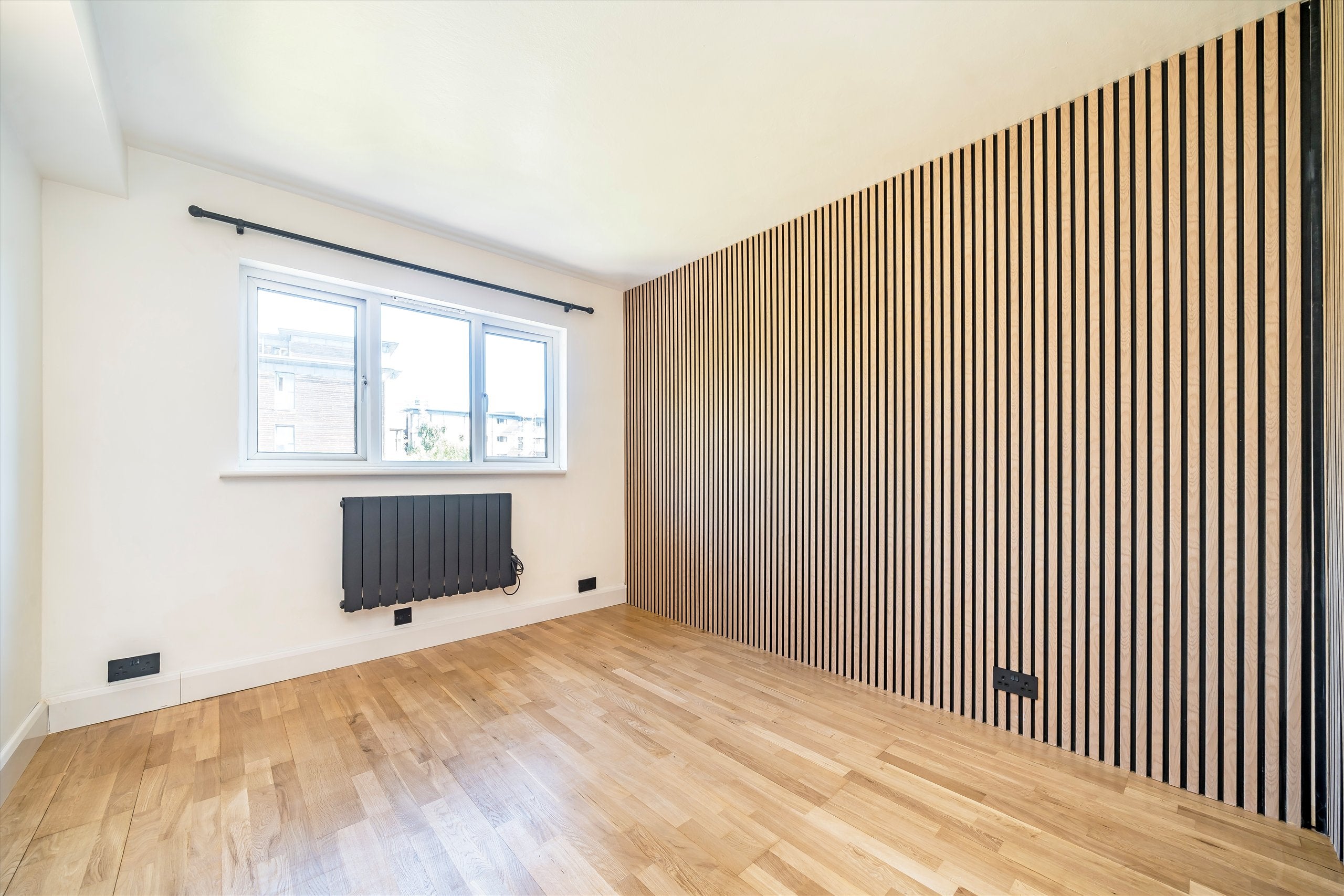 Flat Goodwin Close in Greater London