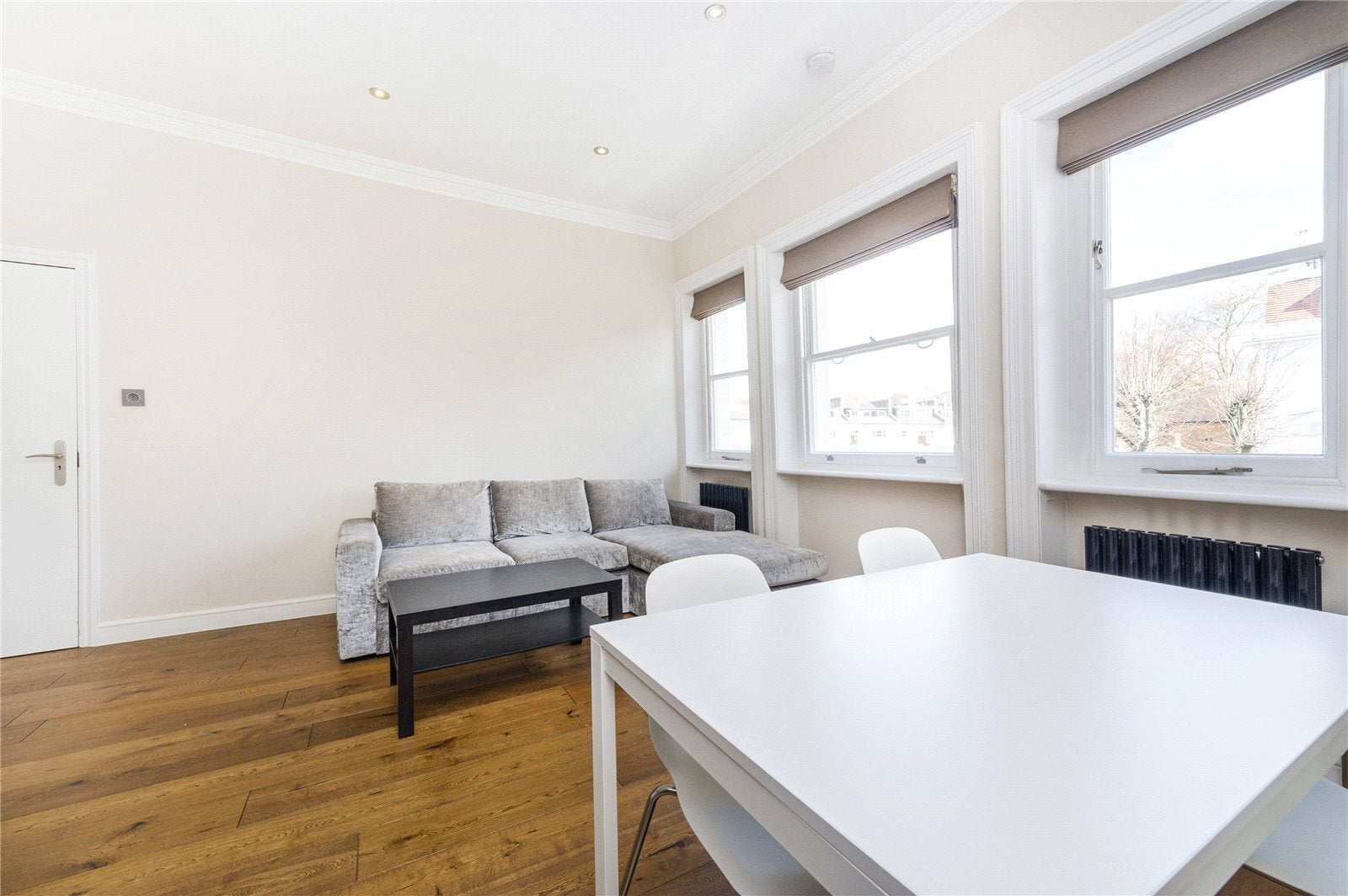 Flat Belsize Park Gardens in Greater London