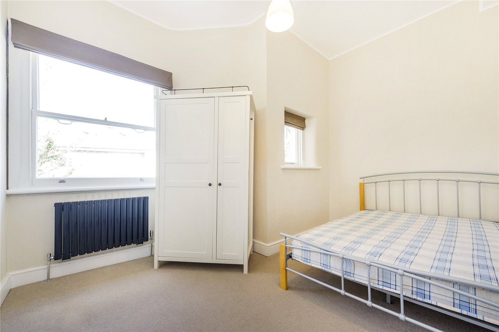 Flat Belsize Park Gardens in Greater London