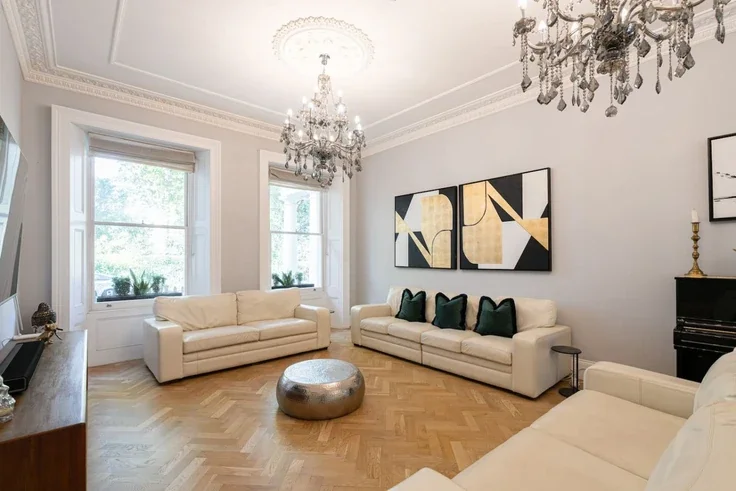 House Eccleston Square in City of Westminster