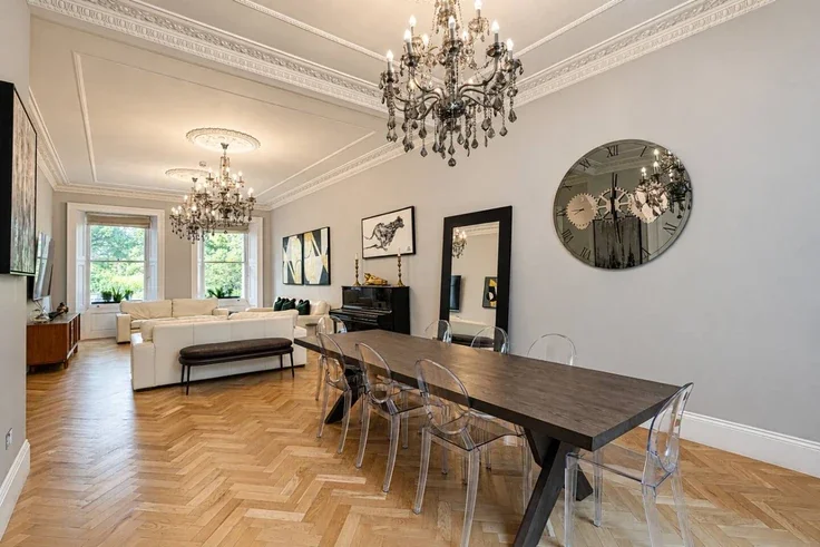 House Eccleston Square in City of Westminster