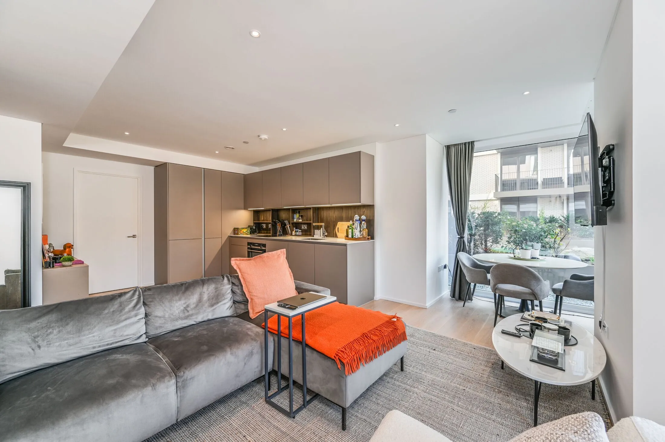 Flat York Place in Greater London