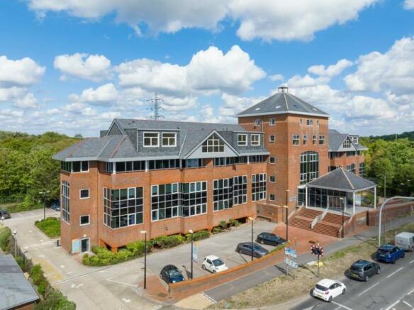 Flat Ladymead in Guildford