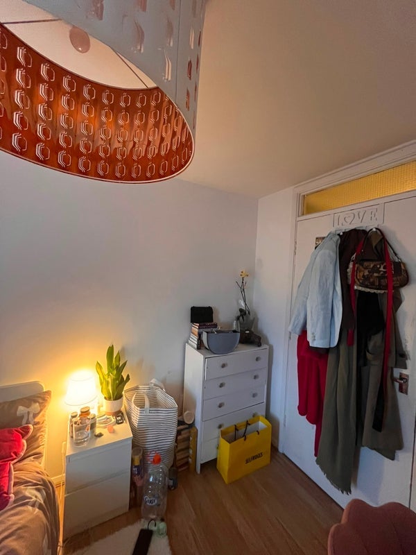 Room Rotherhithe New Road in Greater London