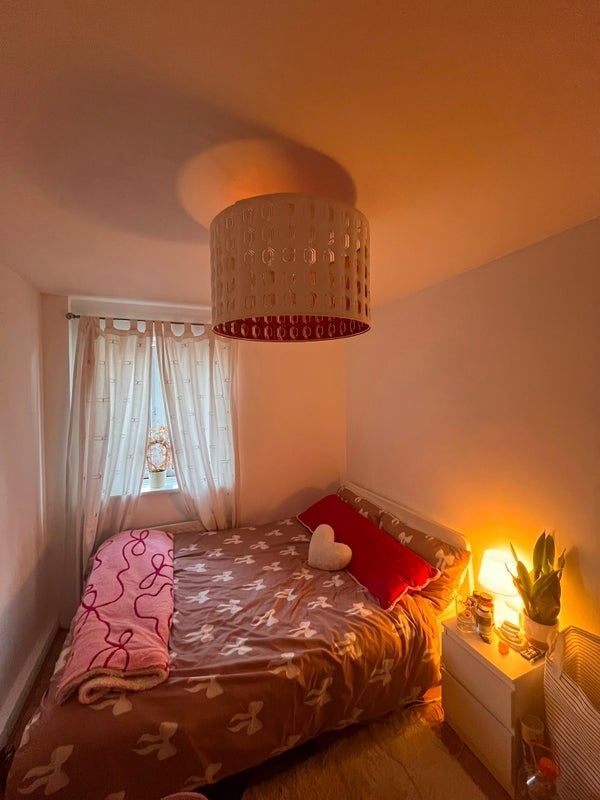 Room Rotherhithe New Road in Greater London