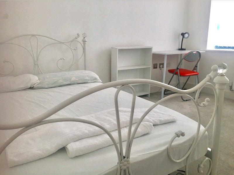 Room Ashton Old Road in Manchester