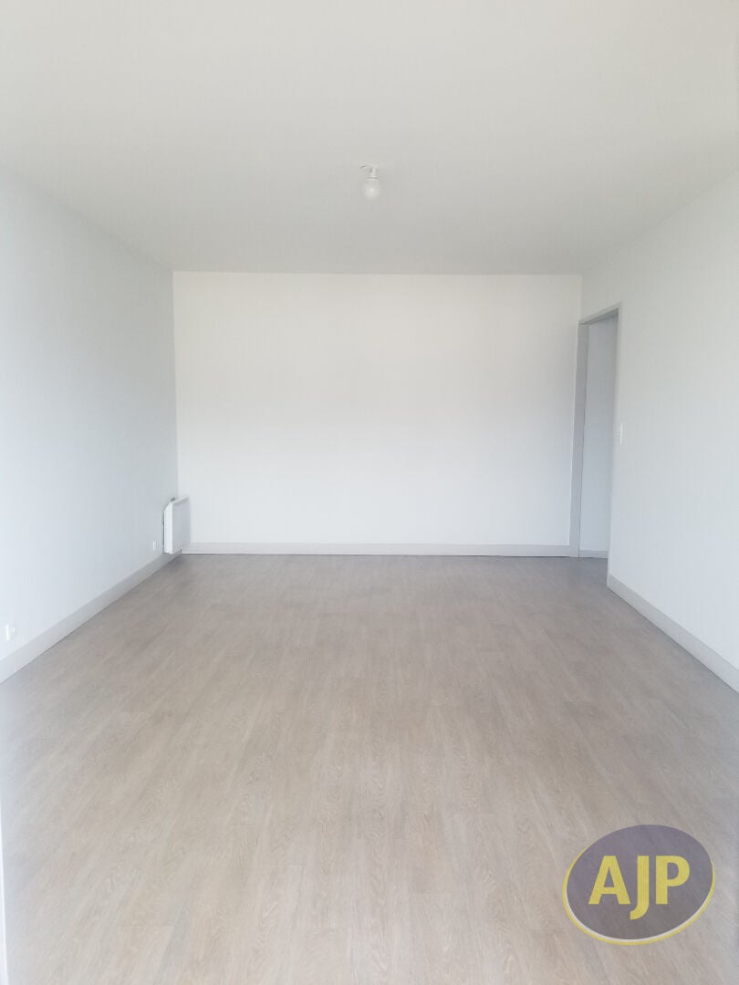 Appartement Rue Agnès Sorel à Ciran