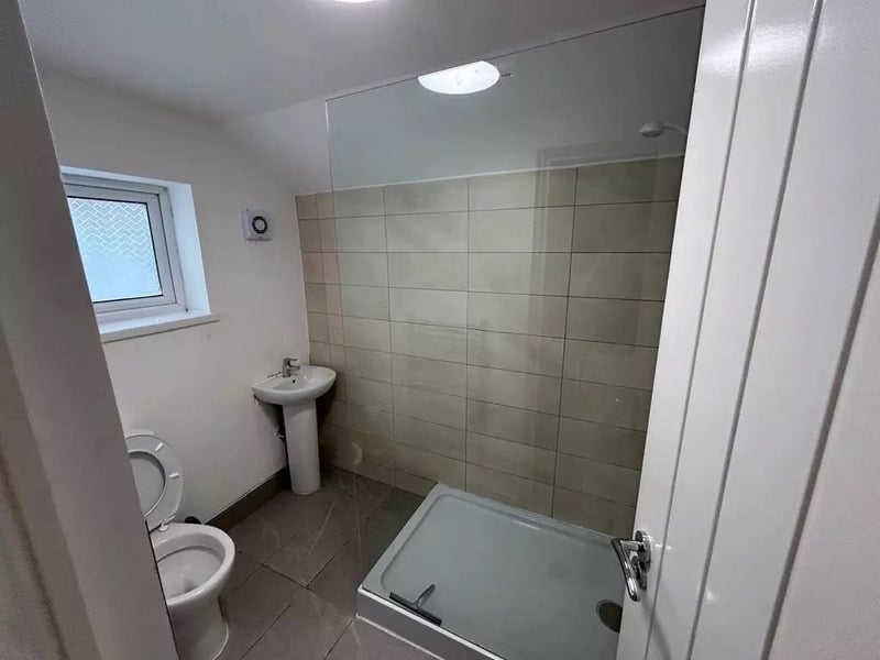 Room Gerald Road in Salford
