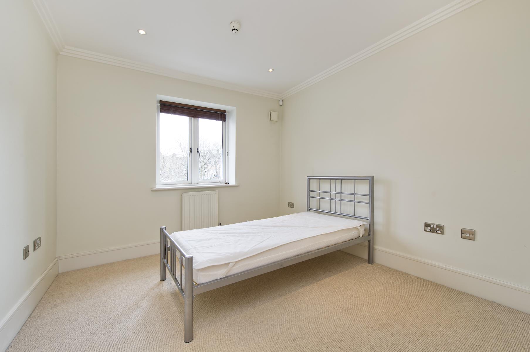 House Tallow Road in Greater London