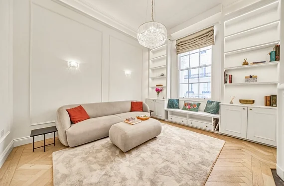 Flat Chesham Street in City of Westminster