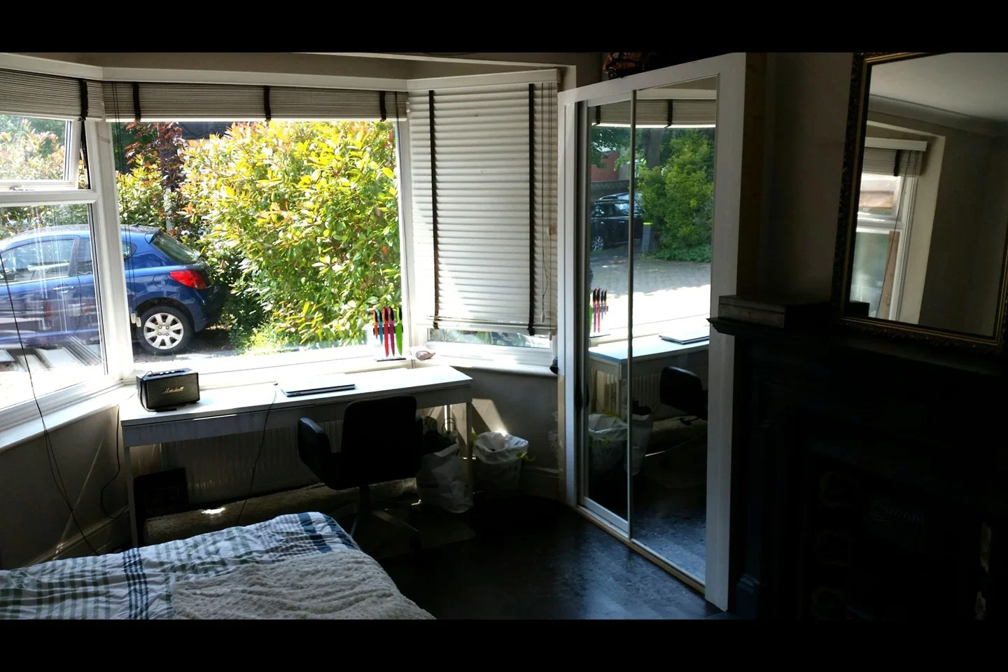 Room Crown Lane in Greater London