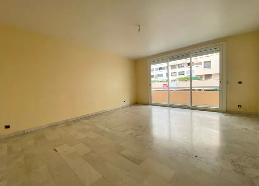 Flat Rue du Capitaine Dieude in Perpignan