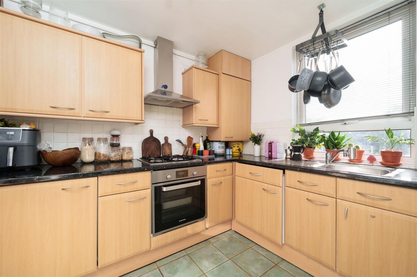 Flat Gilbert Road in Greater London