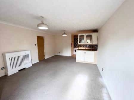 Flat Blakemere Drive in Northwich