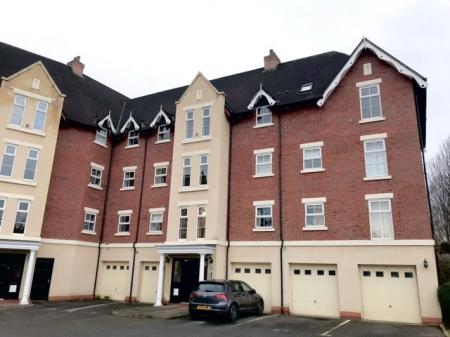 Flat Blakemere Drive in Northwich