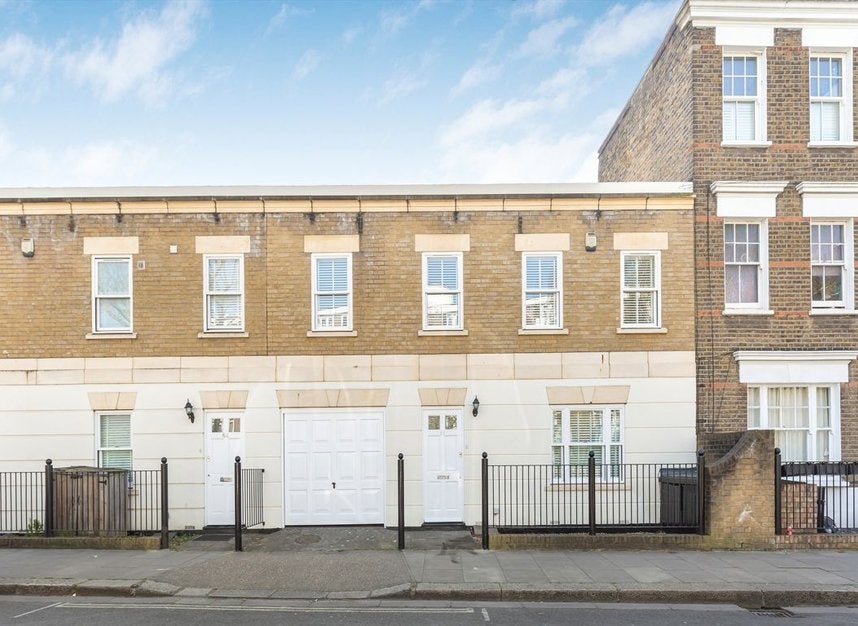 House Star Road in Greater London