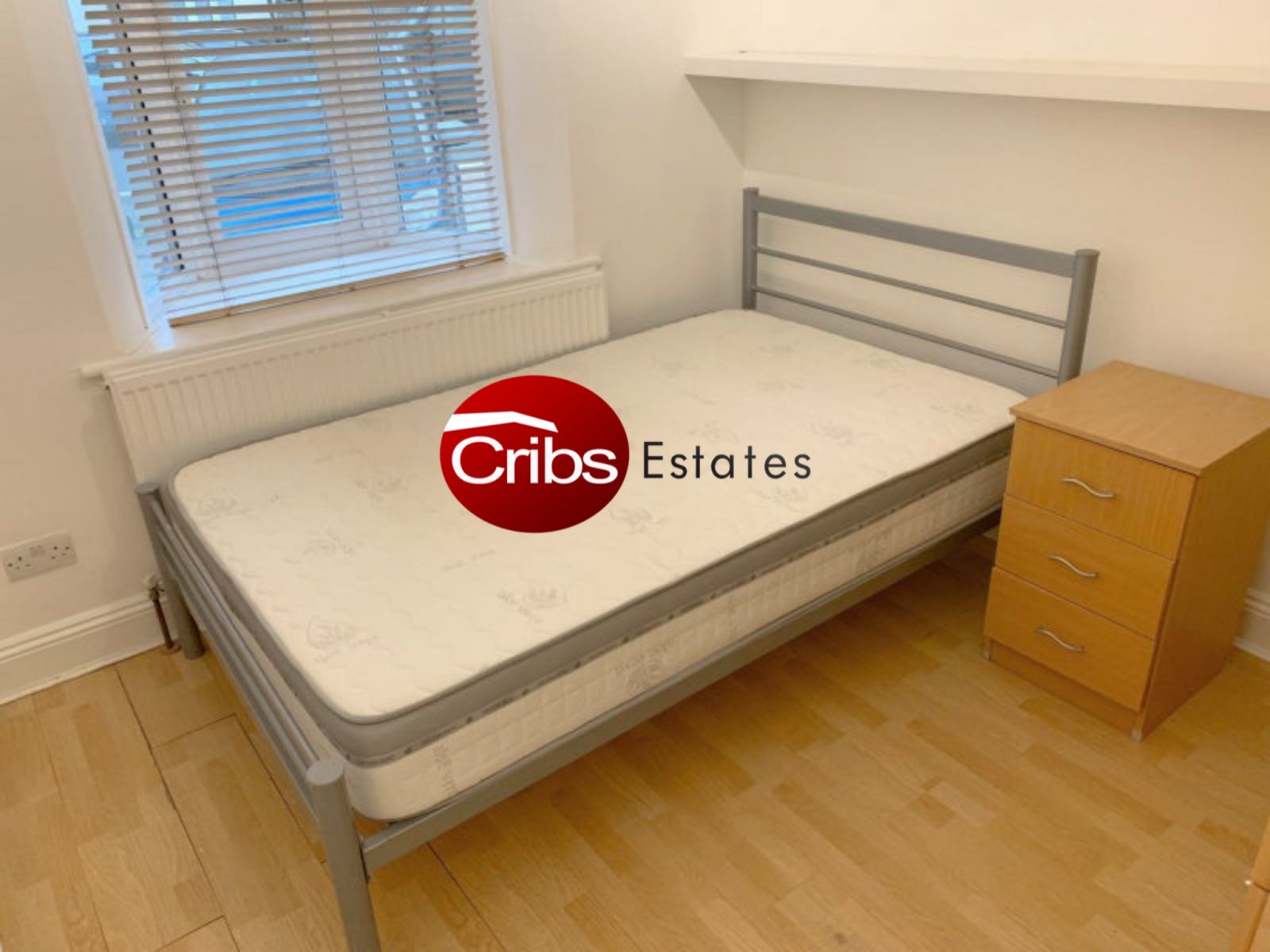 Room Lower Morden Lane in Greater London