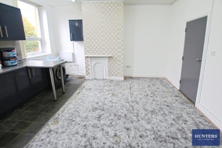 Flat Lingard Street in Bradford