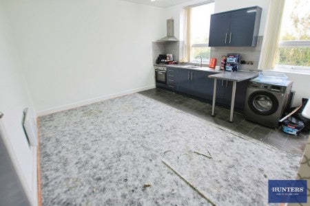 Flat Lingard Street in Bradford