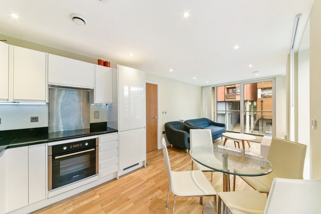 Flat St. Anne's Row in Greater London