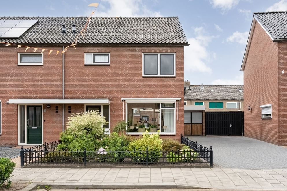 Huis Herminkstuk 12 in Geesteren