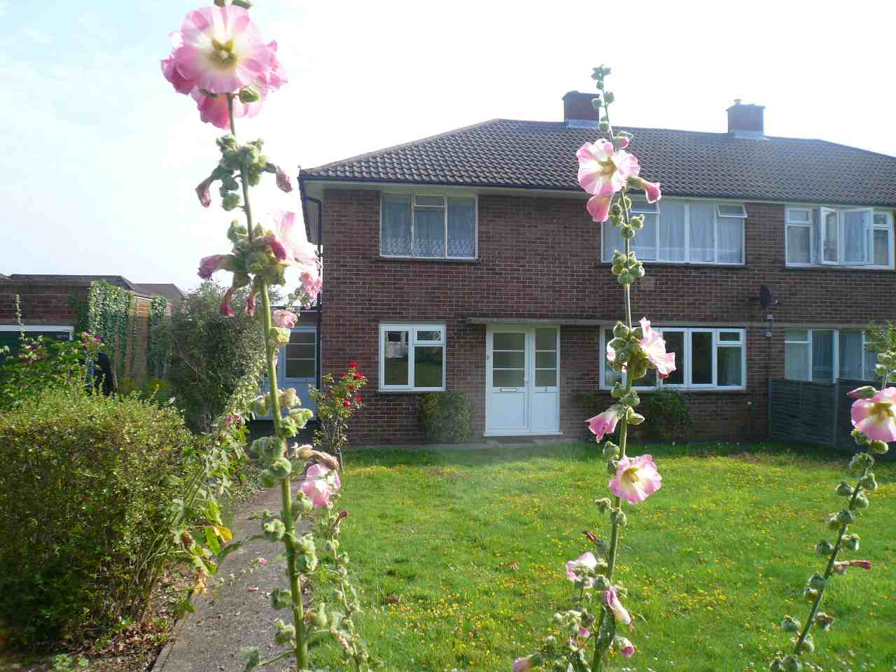 Flat Berkeley Close in Chesham