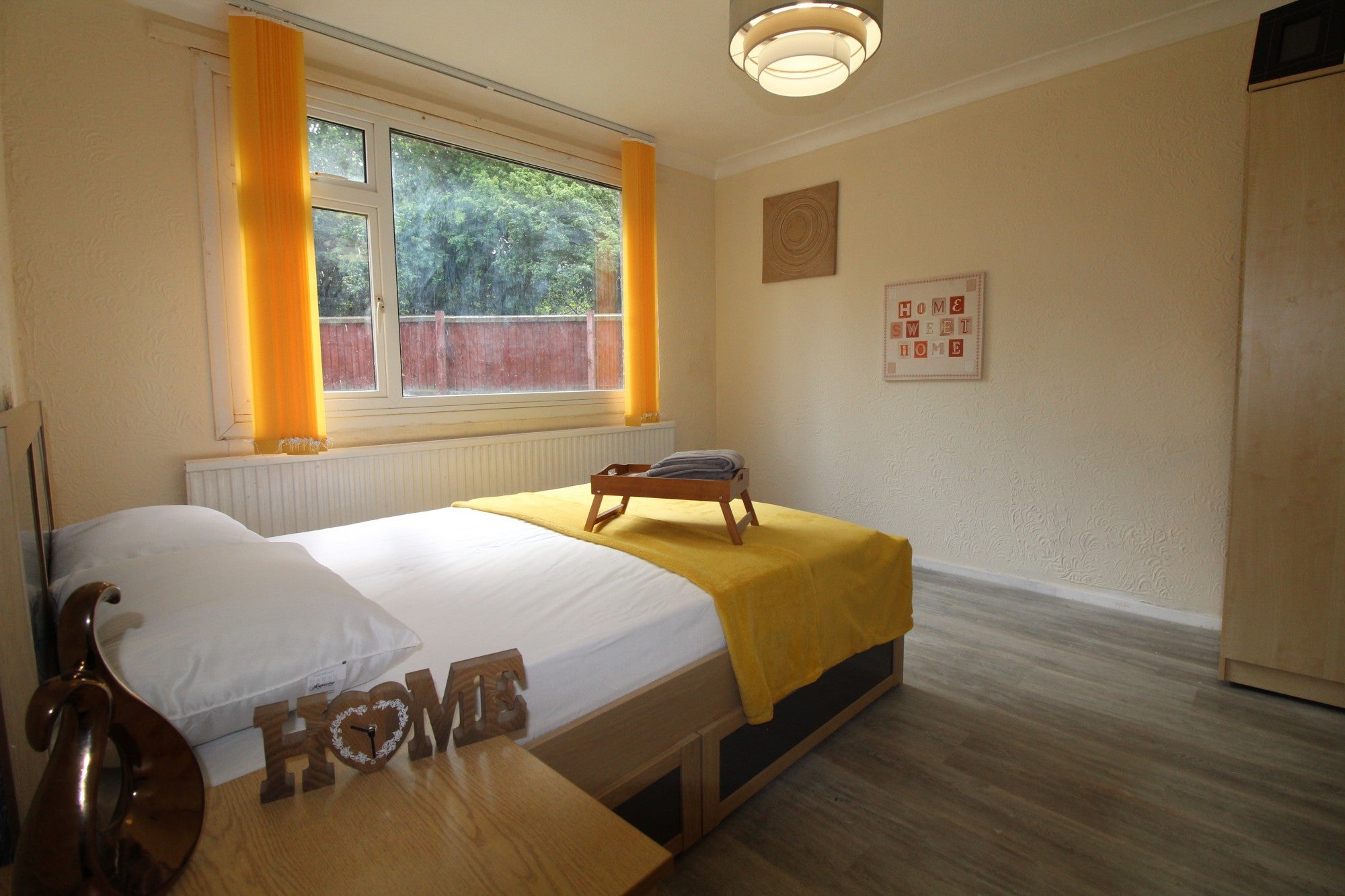 Room Manton in Peterborough