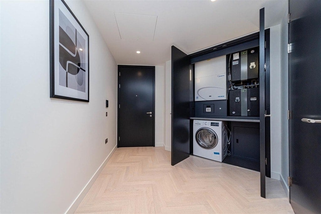 Flat Earl Street in Greater London