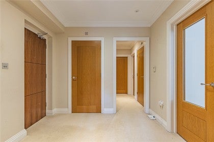 Flat Wall Hall Drive in Hertsmere