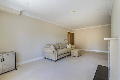 Flat Wall Hall Drive in Hertsmere