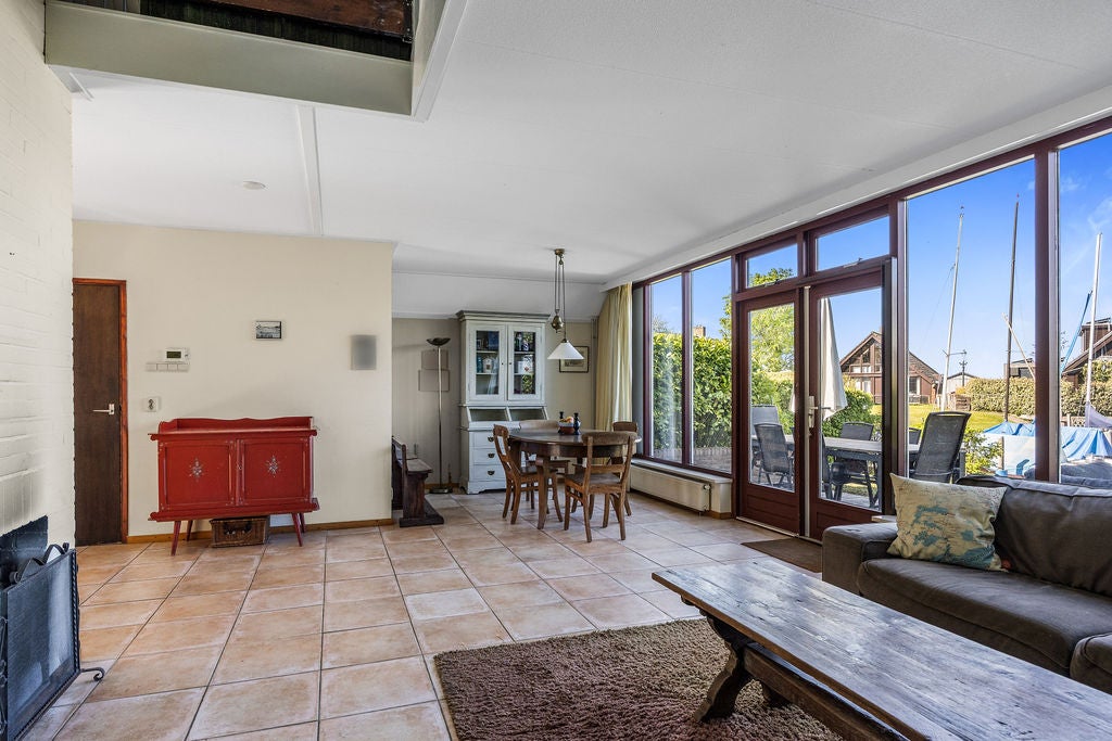 Vrijstaande woning te koop: De Tsjerne 10, Oudega