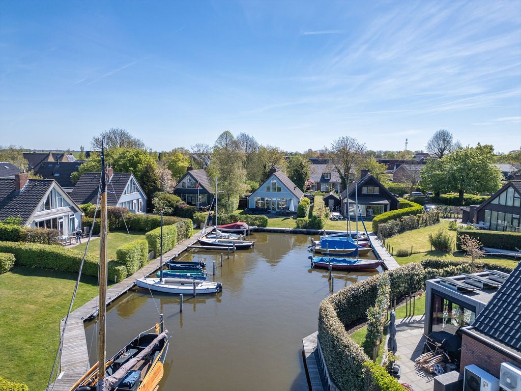 Vrijstaande woning te koop: De Tsjerne 10, Oudega
