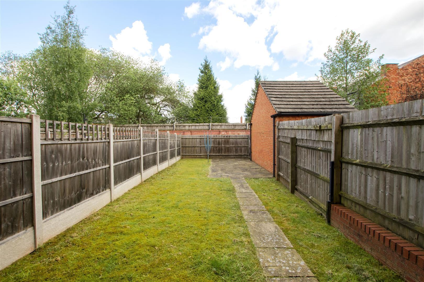 Flat Ten Acres Mews in Birmingham