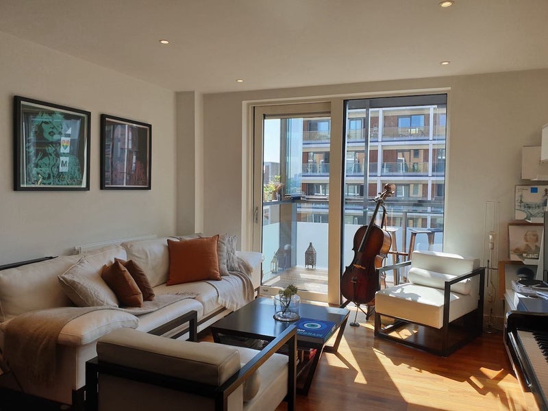 Flat Beechwood Road in Greater London