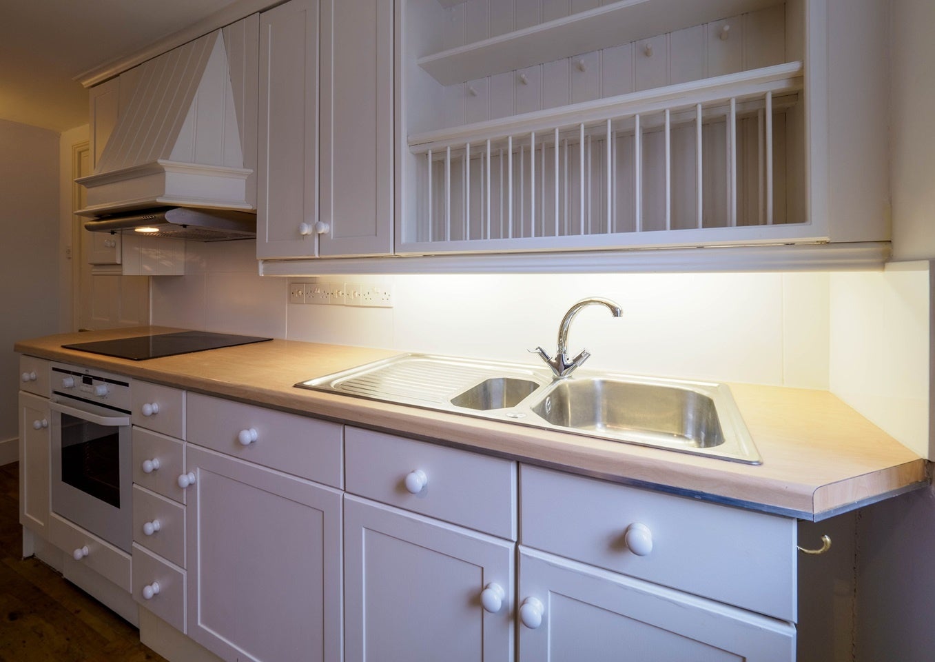 Flat Ormond Road in Greater London